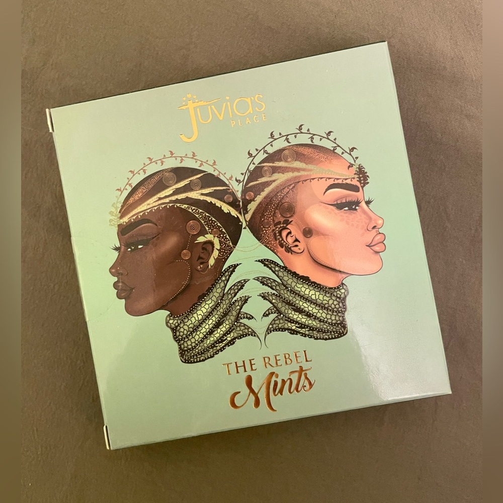 BNWT Juvia’s Place Rebel Quad Eyeshadow Palette